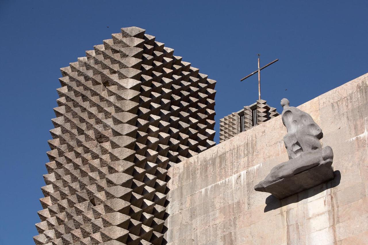 Iraipe Santuario De Arantzazu Hotel Oñate Buitenkant foto